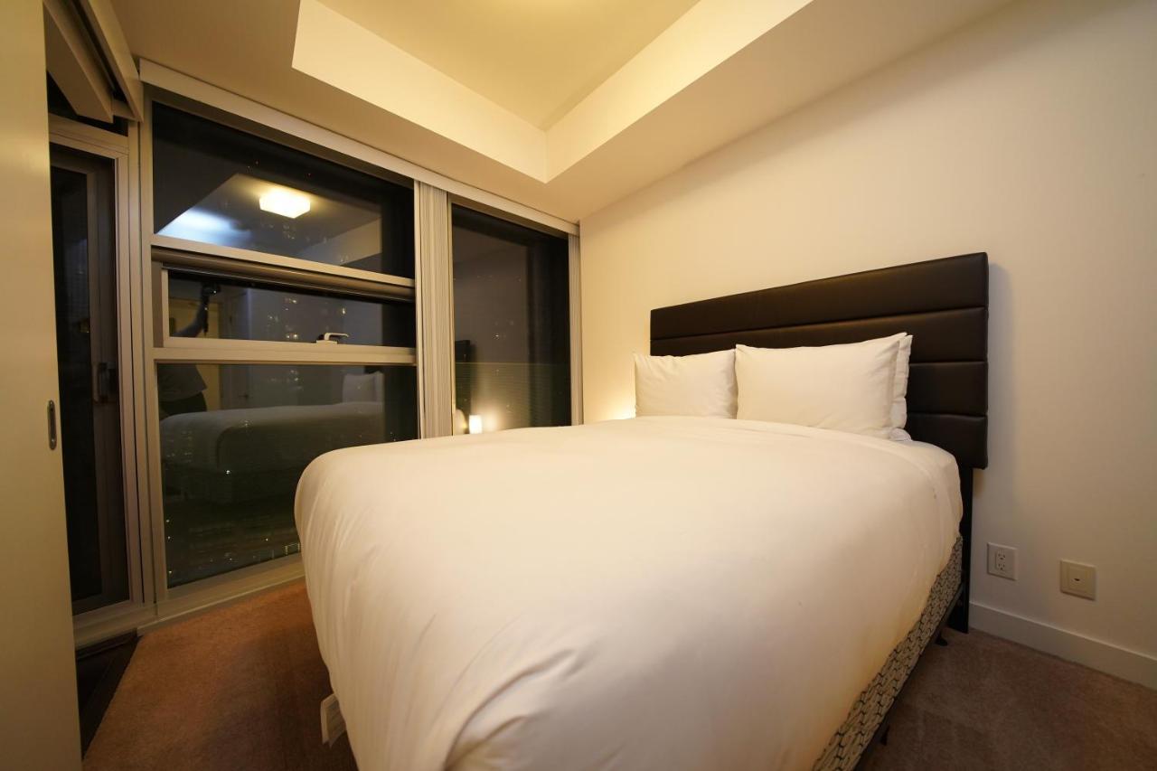 The York Boutique Suites Toronto Exteriör bild