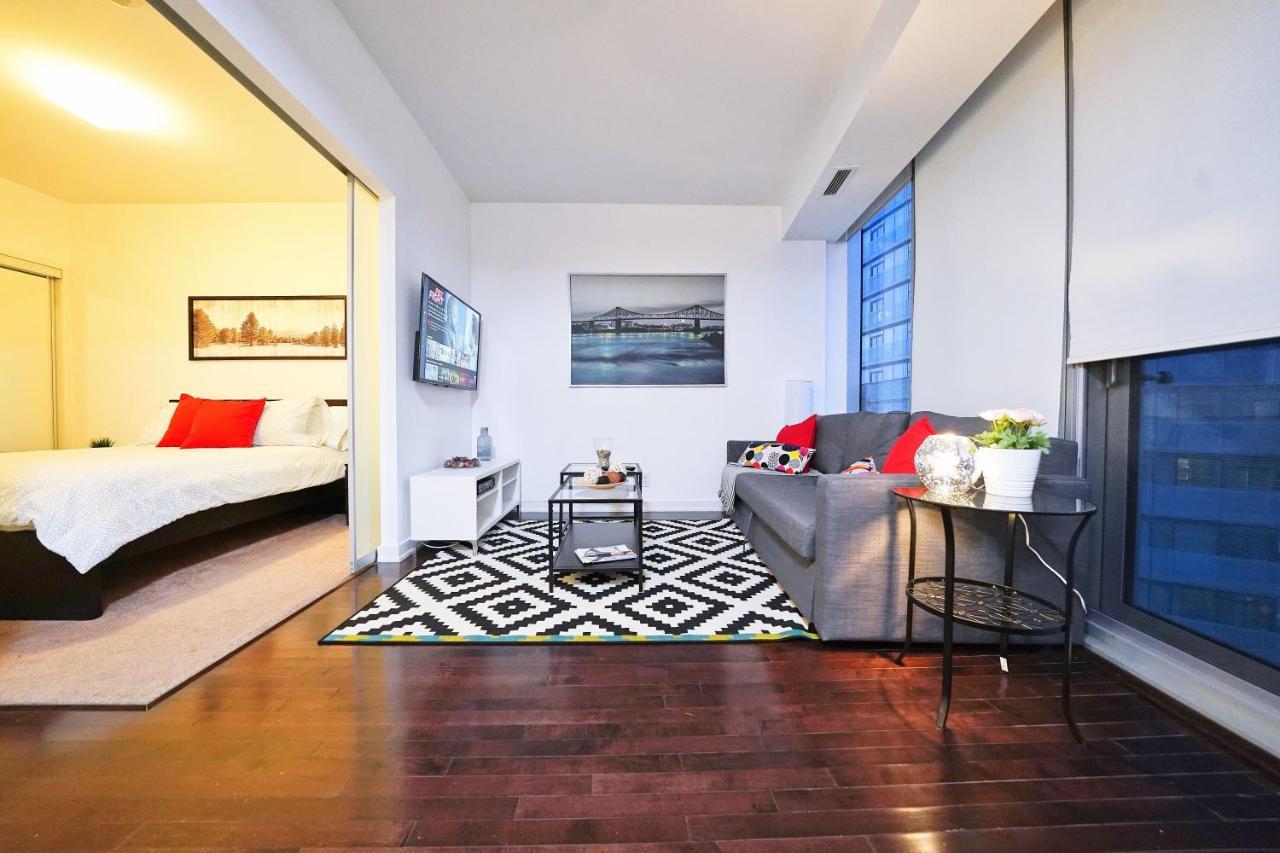 The York Boutique Suites Toronto Exteriör bild