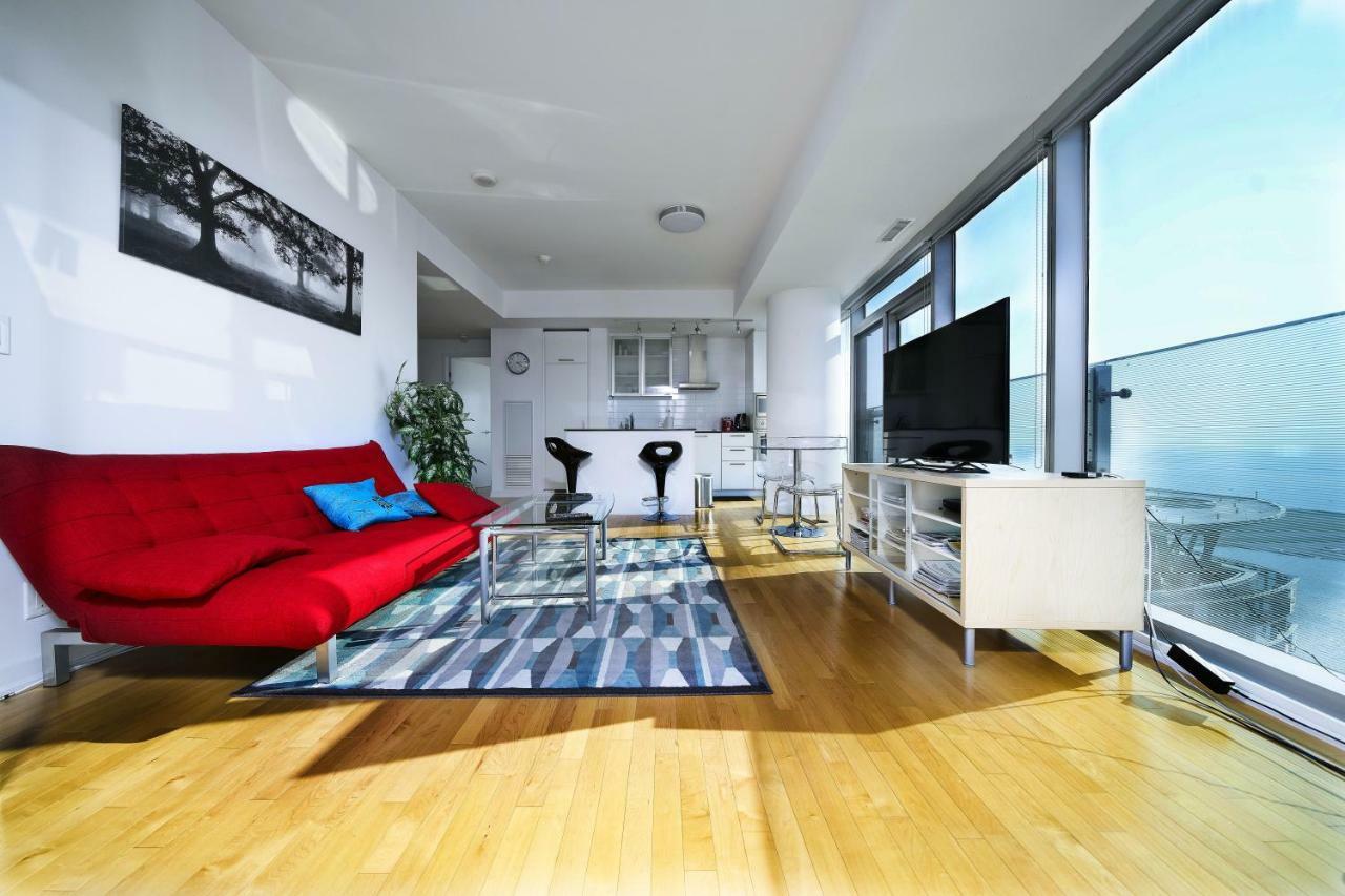 The York Boutique Suites Toronto Exteriör bild