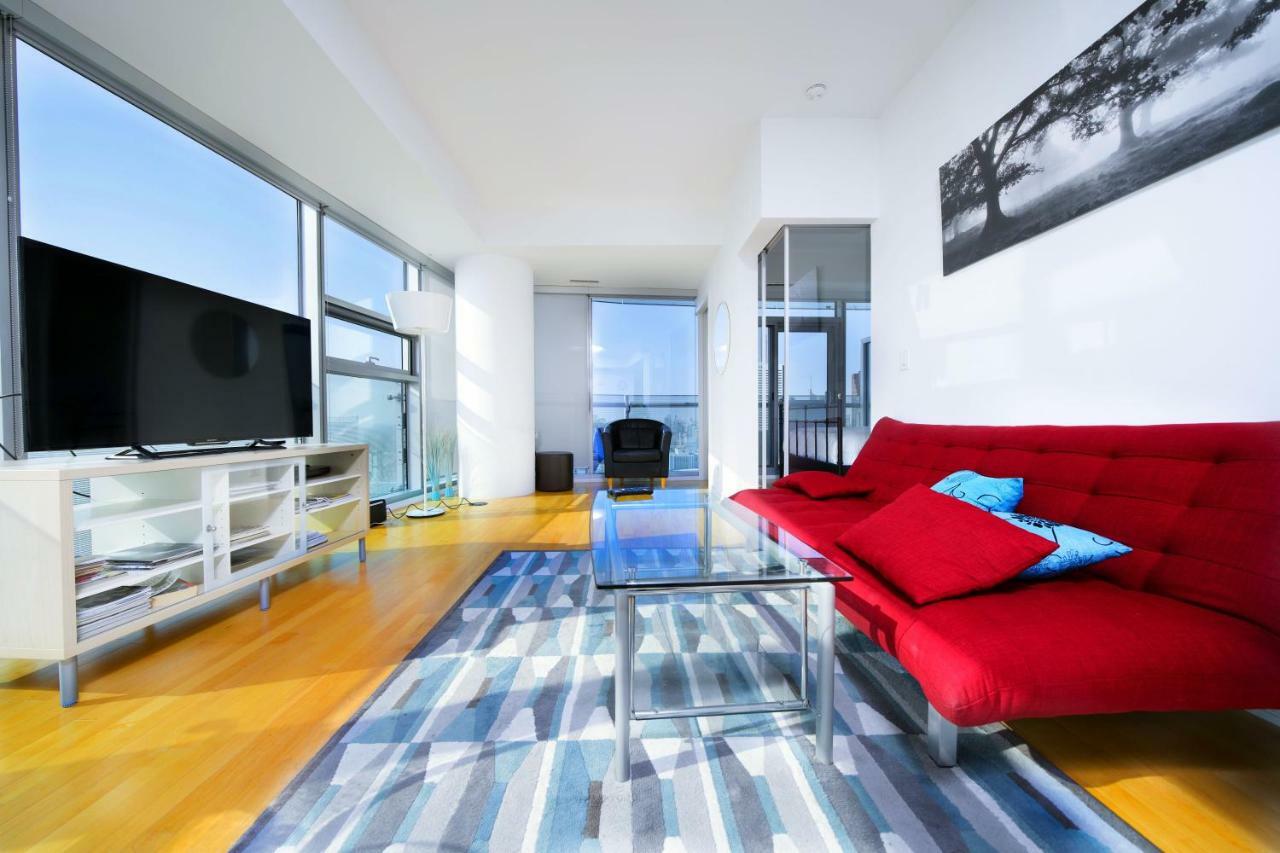 The York Boutique Suites Toronto Exteriör bild