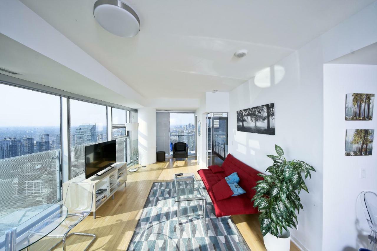 The York Boutique Suites Toronto Exteriör bild