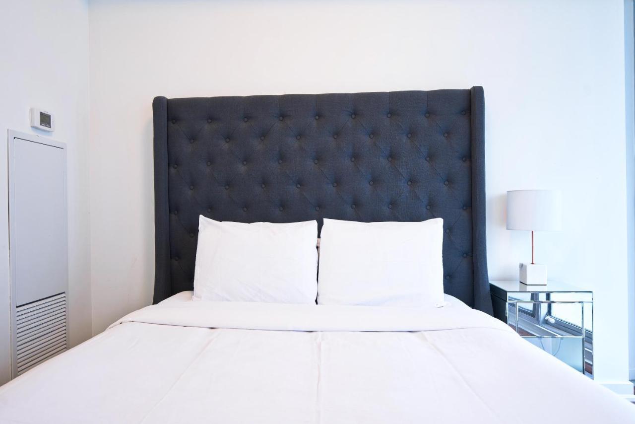 The York Boutique Suites Toronto Exteriör bild