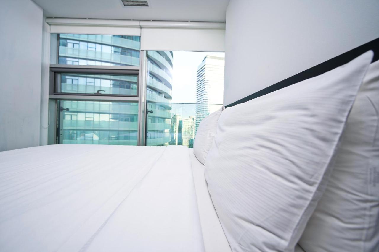 The York Boutique Suites Toronto Exteriör bild